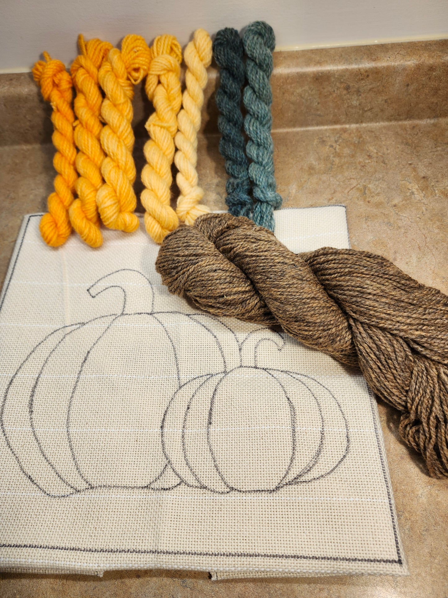 Pumpkin Sculpted & Shaded KIT